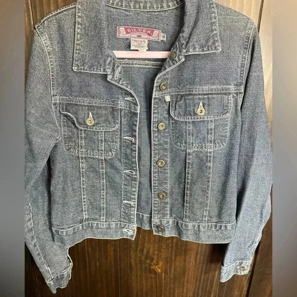 RARE FIND Vintage-Y2K Silver Jeans Denim Jacket. Size: Large - Picture 6 of 14